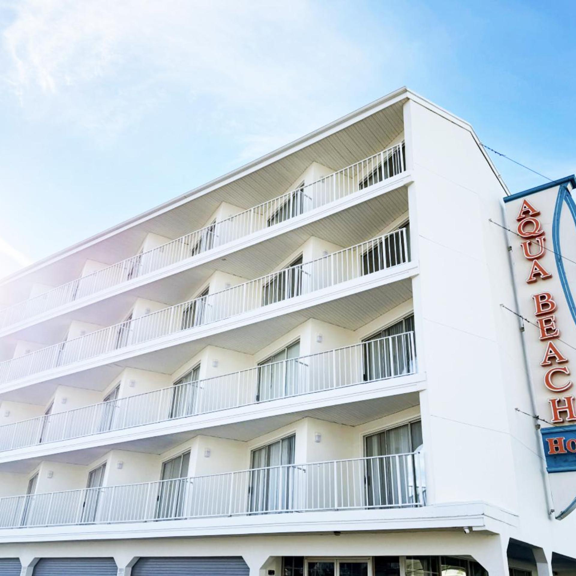 Aqua Beach Hotel 1/50