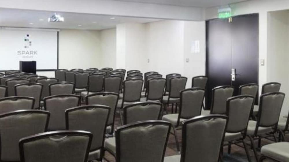 Hotel Spark Suites Antofagasta 18/22