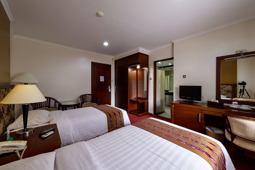 Cipta Hotel Wahid Hasyim 17/49