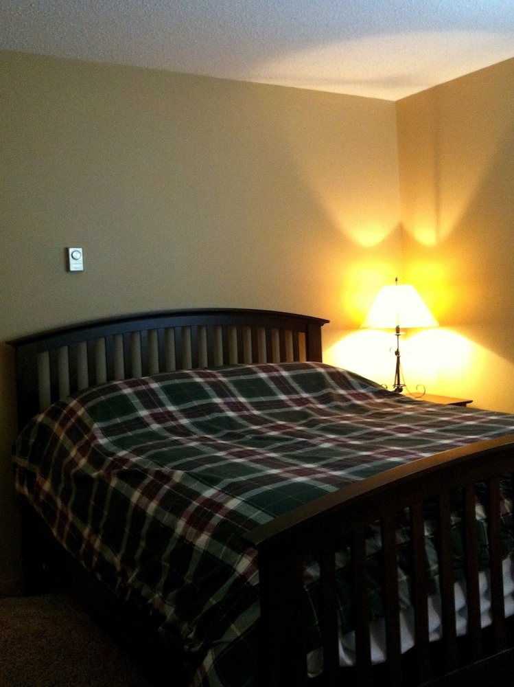 The Griz Inn 35/69