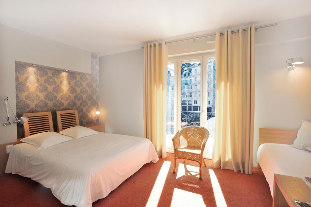 Hotel de la Vallee 9/47