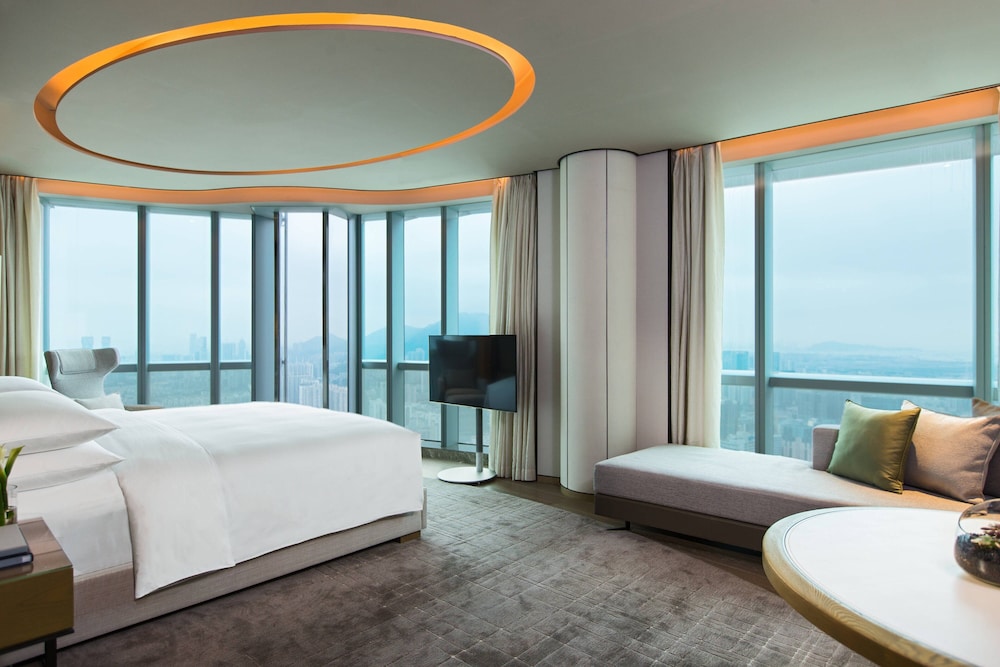 Executive, Suite, King Bed, Bay View