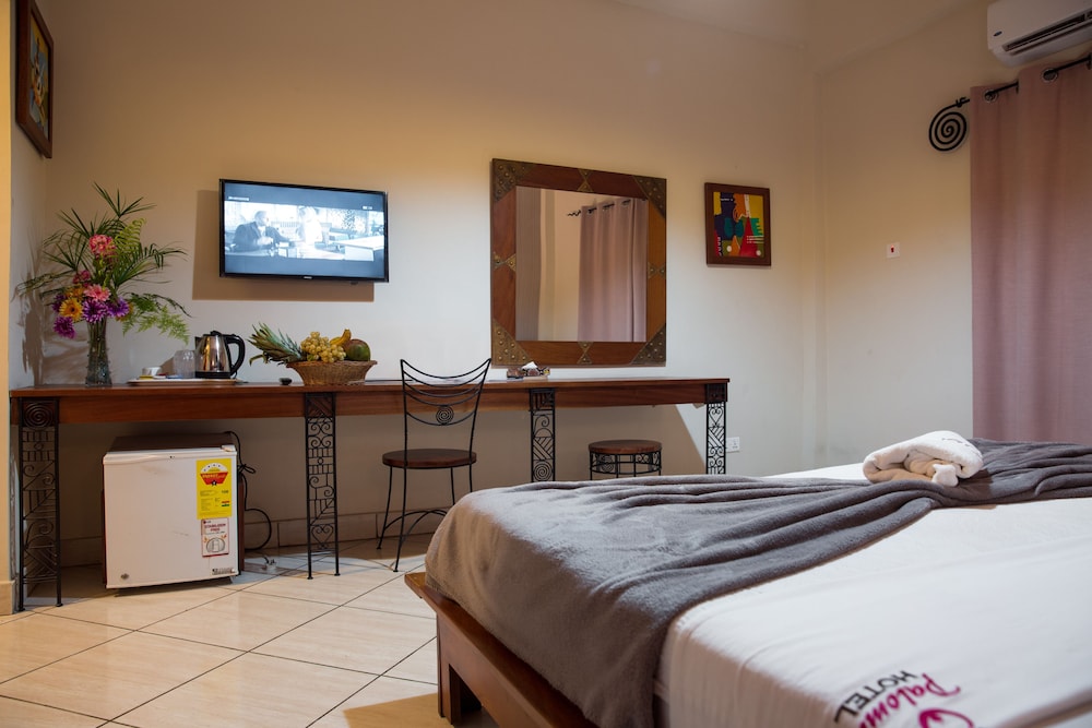 Paloma Hotel Ring Road Central 8/56