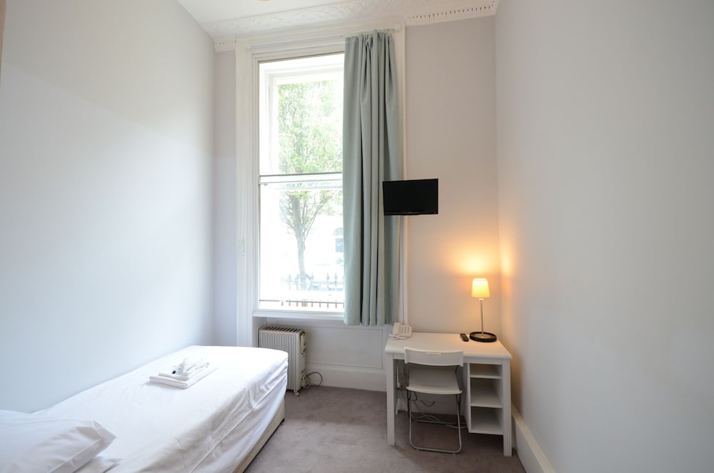 STUDIO, SINGLE, CITY VIEW, HIGH FLOOR