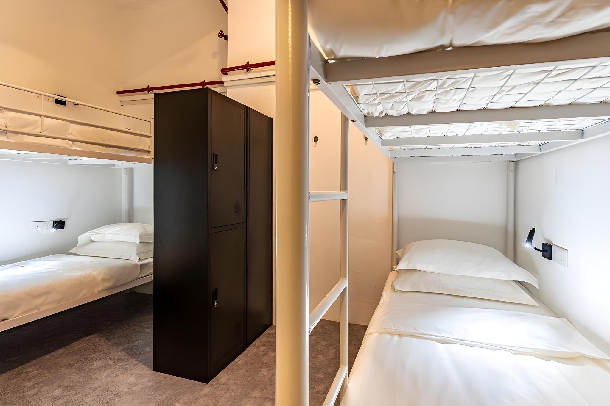Private, 4 Beds, 2 Bunk Beds, Shared Bathroom