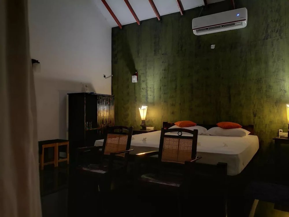 Kenuson Villas 49/50