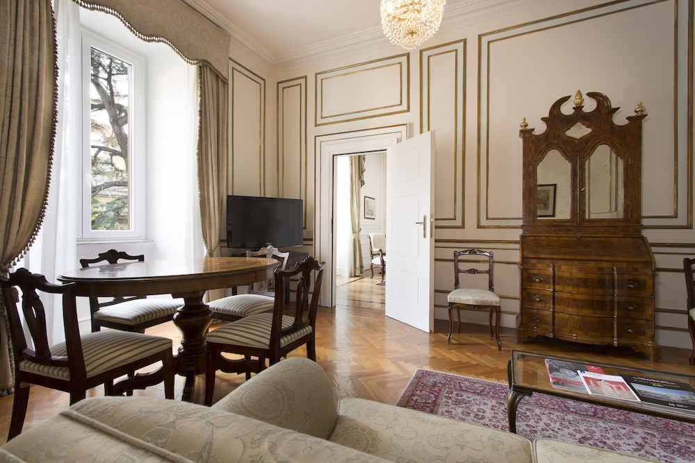Hotel Quirinale Rome 38/62