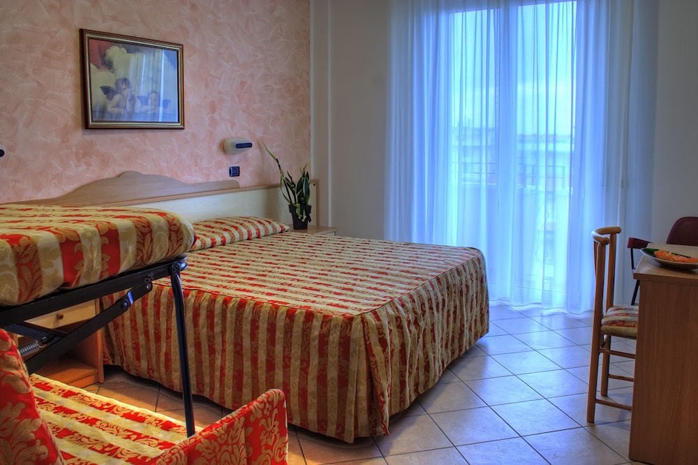 Hotel Palos 23/79