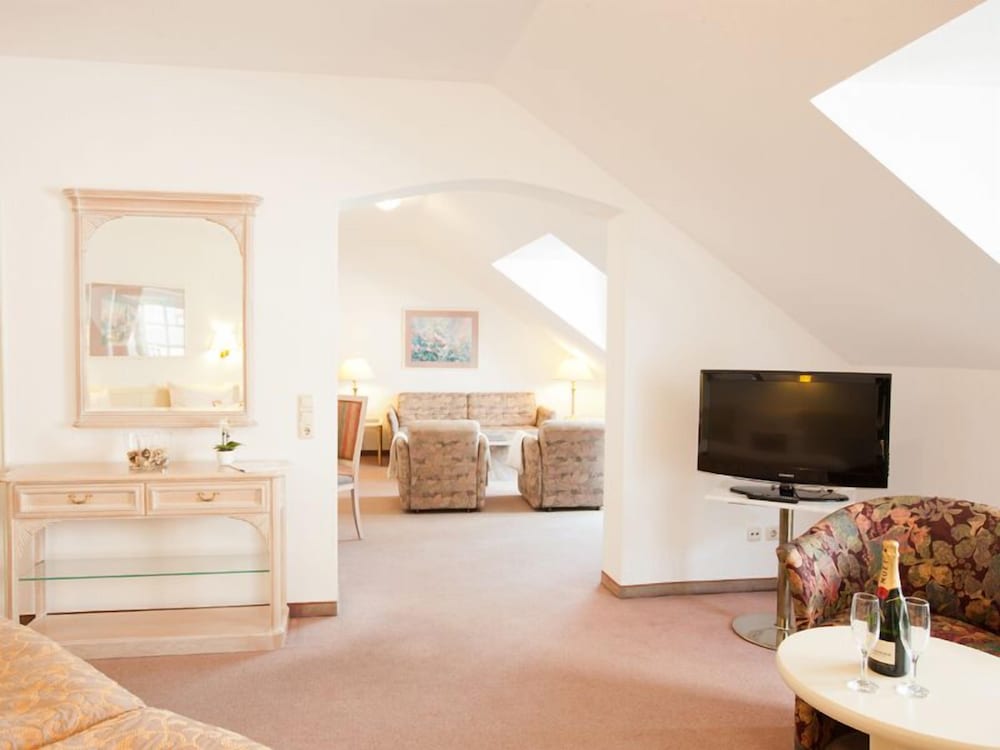 Hoteltraube Rudesheim 35/50