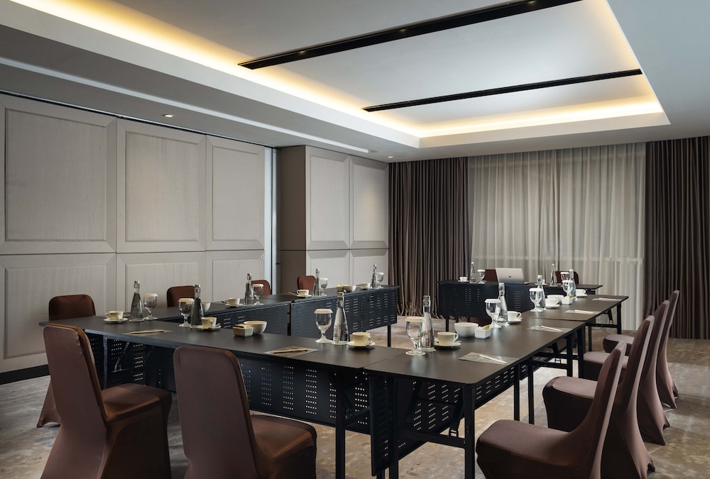 GRAMM HOTEL by Ambarrukmo 60/64