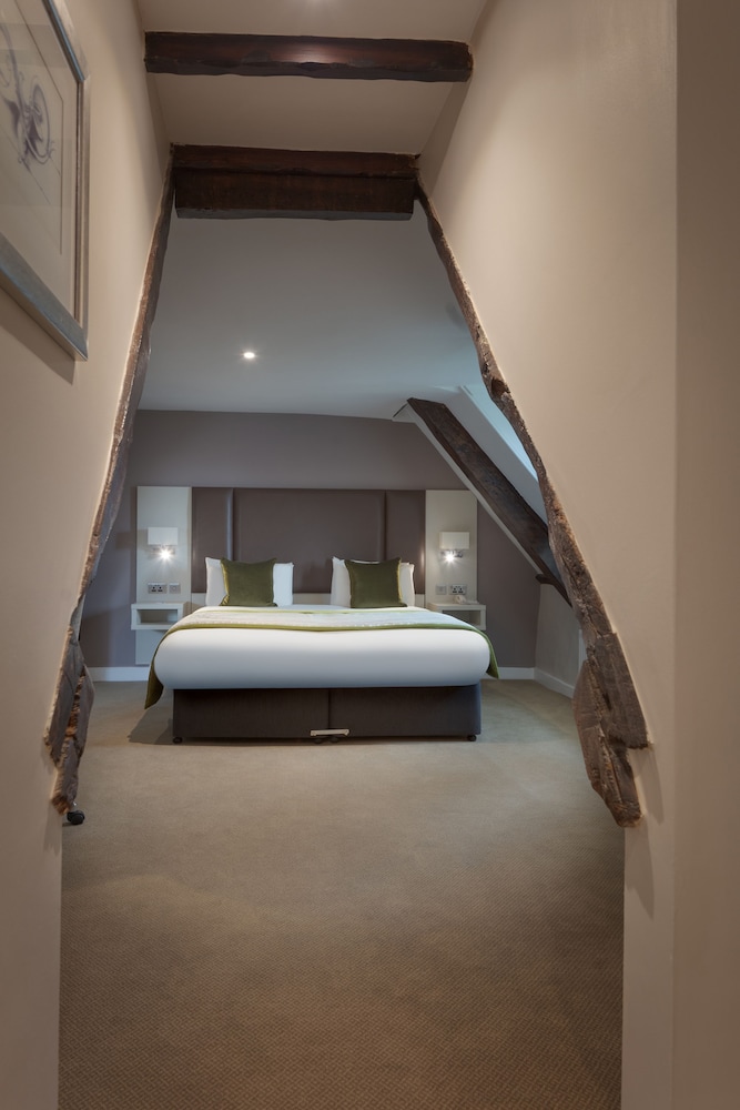 Albrighton Hall and Spa, a member of Radisson Individuals 30/73