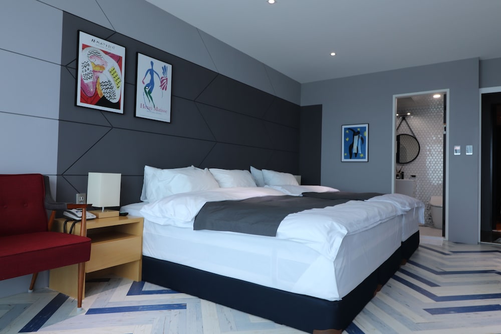 Galaxy Hotel 25/78