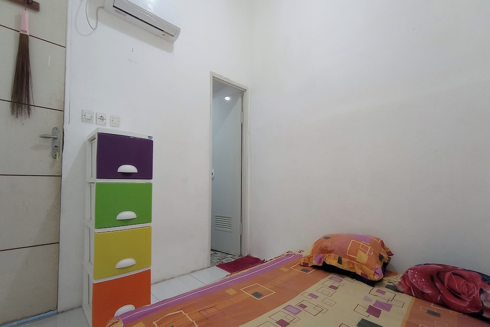 Kost 48 Surabaya 34/46