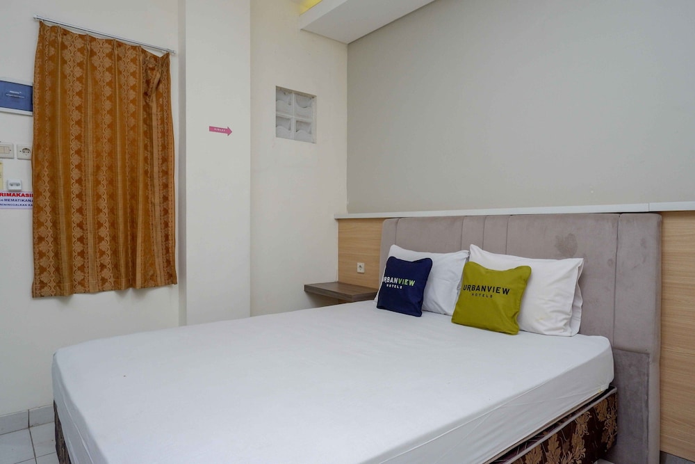 Urbanview Hotel Double Tree Purwokerto 6/25