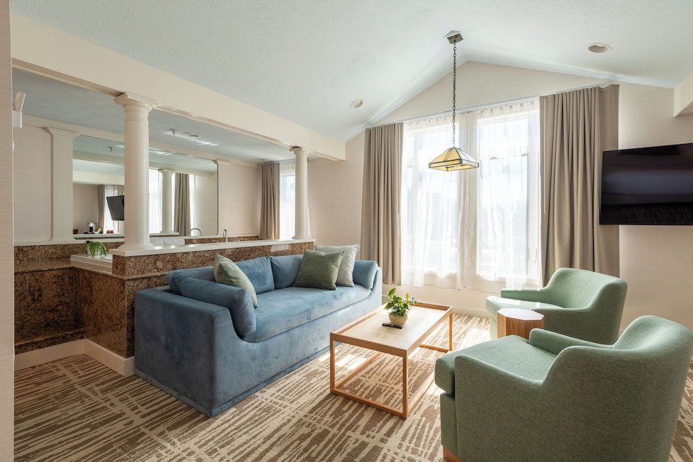 MEADOWMERE RESORT 52/74