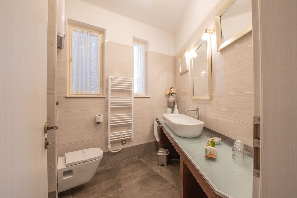 Unique Luxury Rooms 63/66