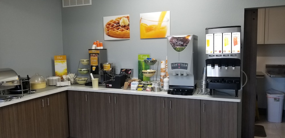 Quality Inn Pelham I-65 Exit 246 31/38