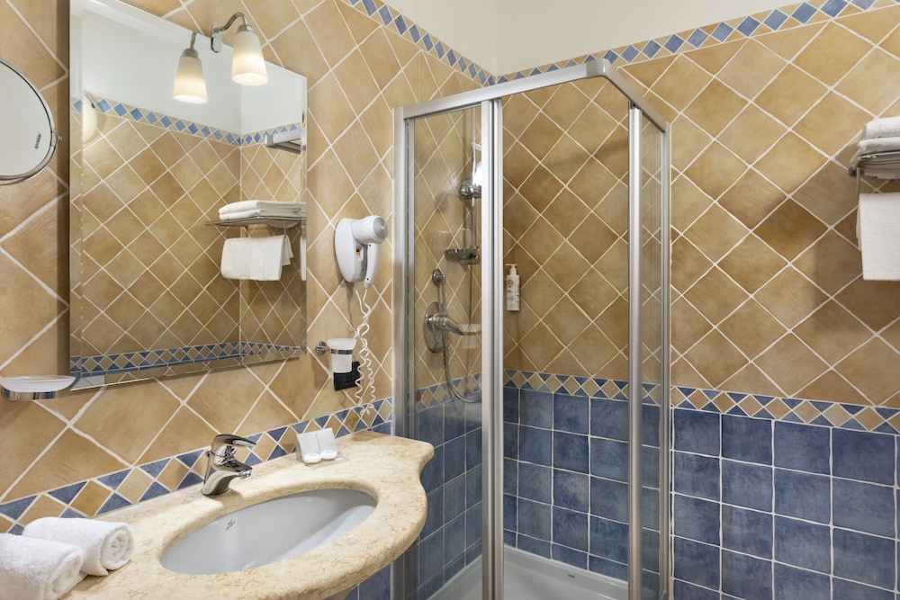 Blu Hotel Morisco Village 79/80