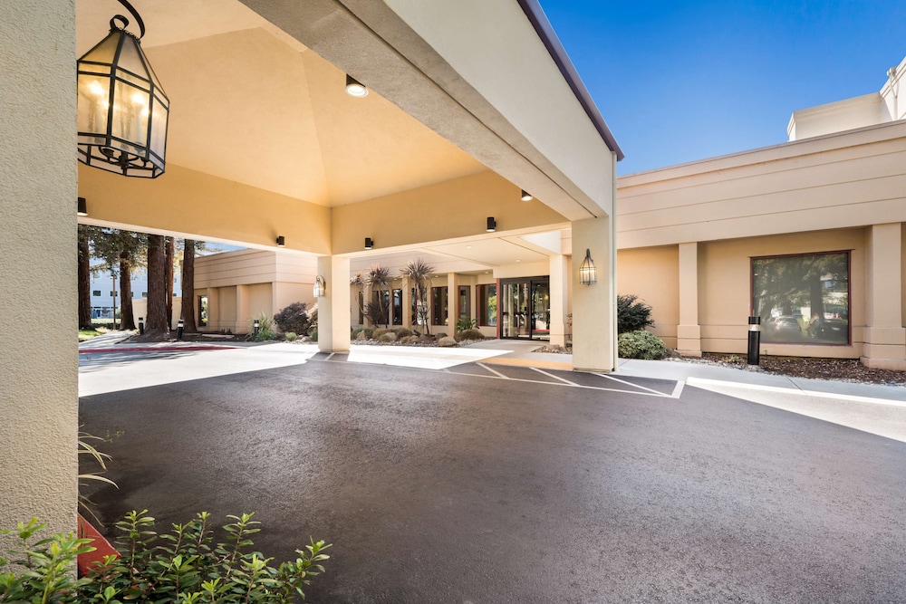 Sonesta Select San Jose Airport 51/55