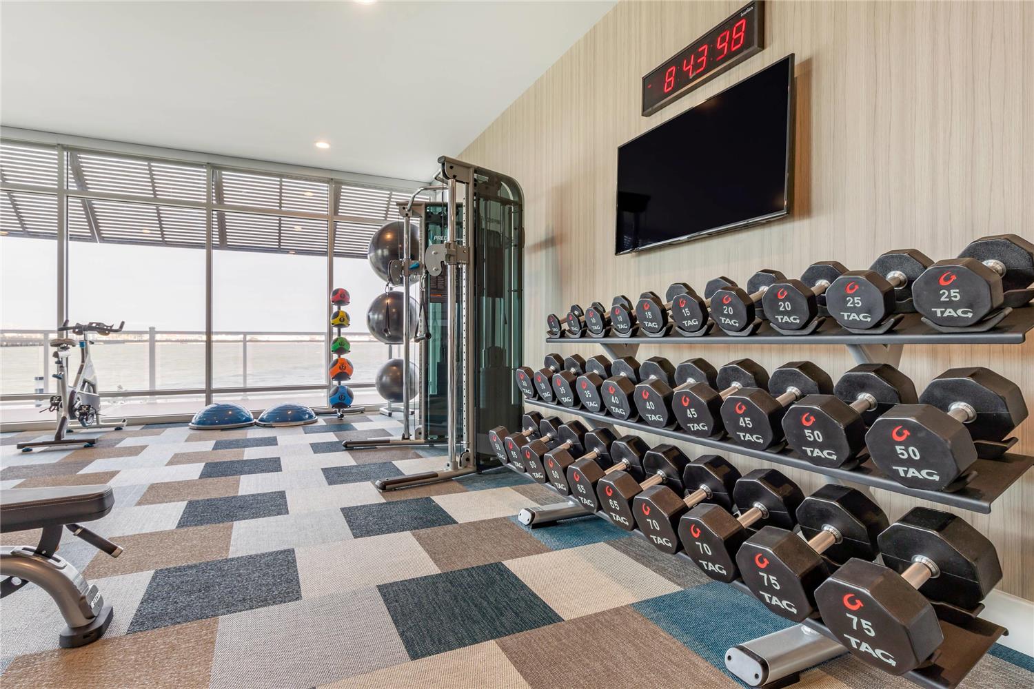 Cambria Hotel Ocean City Bayfront 13/21