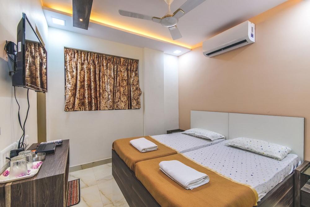 Hotel Nest Inn Malad 10/44