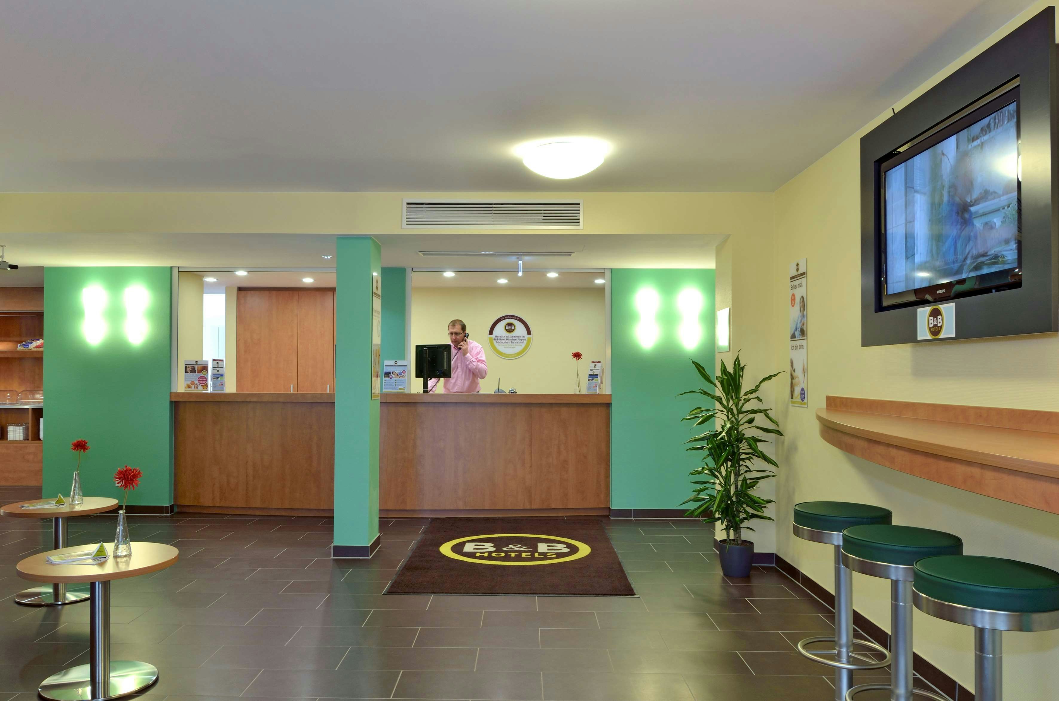 B&B Hotel Munchen-Airport 4/27