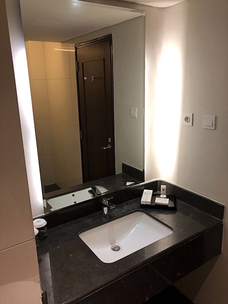 Swiss-Belhotel Bogor 29/63