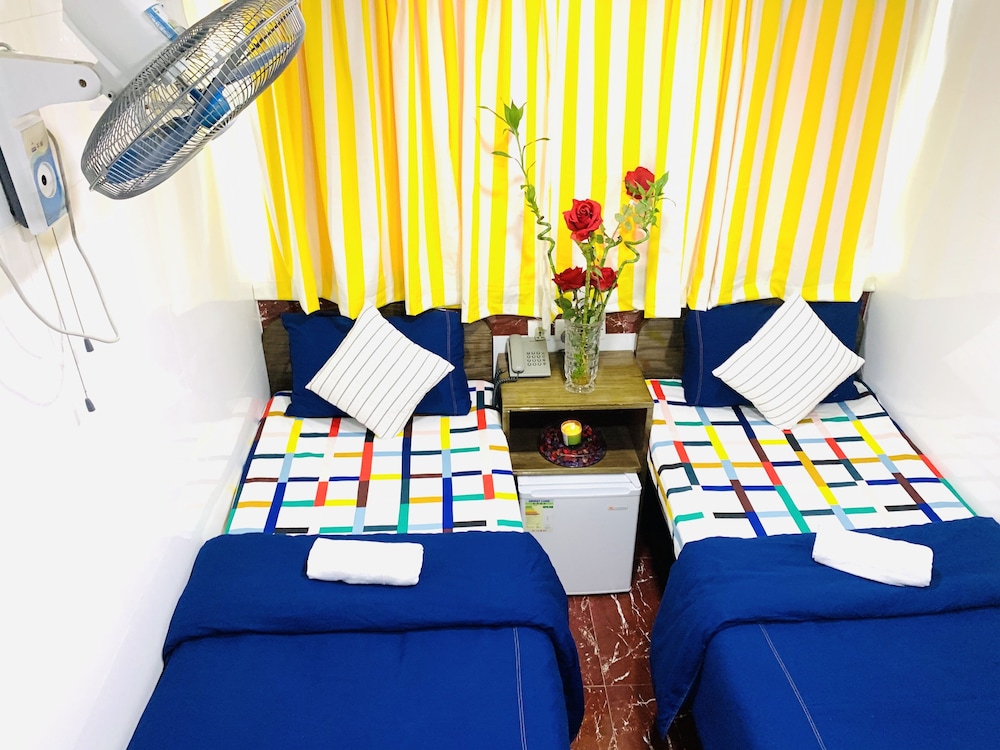 Singapore Hostel 38/50