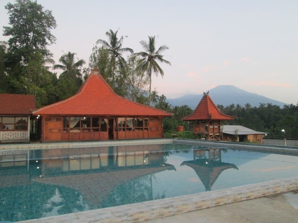 Kampoeng Joglo Ijen Banyuwangi 7/46