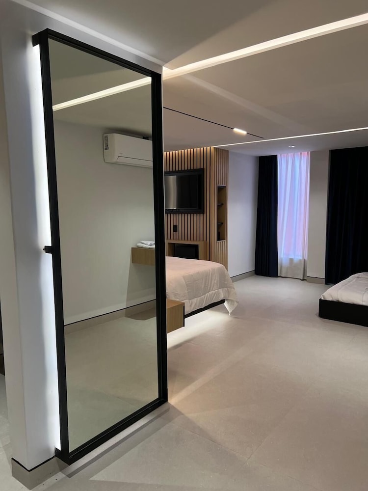 Hotel Lepanto 63/68