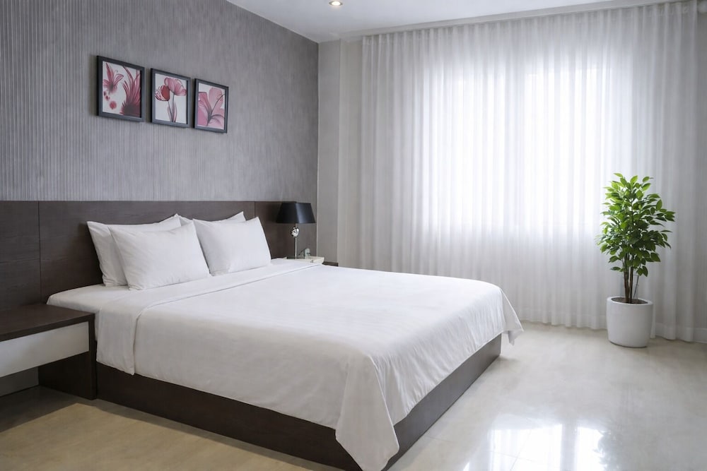 Golden Queen Aparthotel 14/63