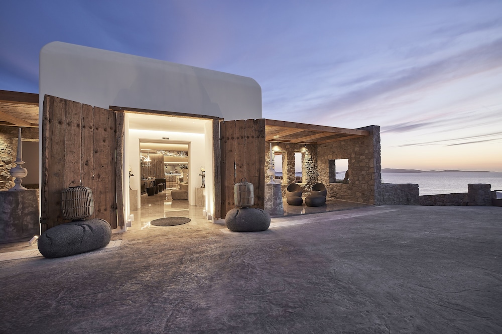 Amazon Mykonos Resort And Spa 1/46