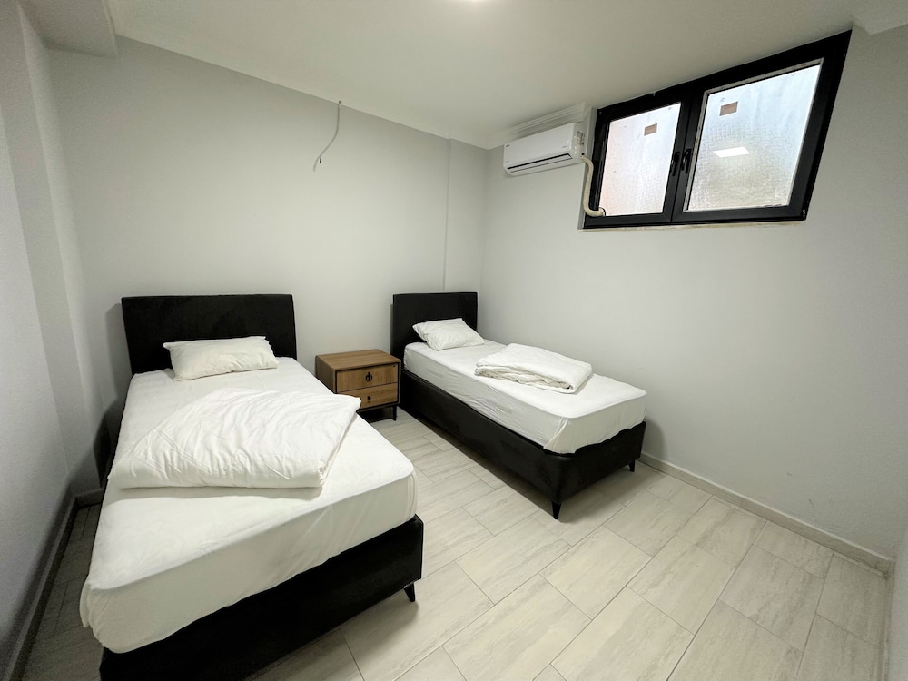 EXCLUSIVE, APARTMENT