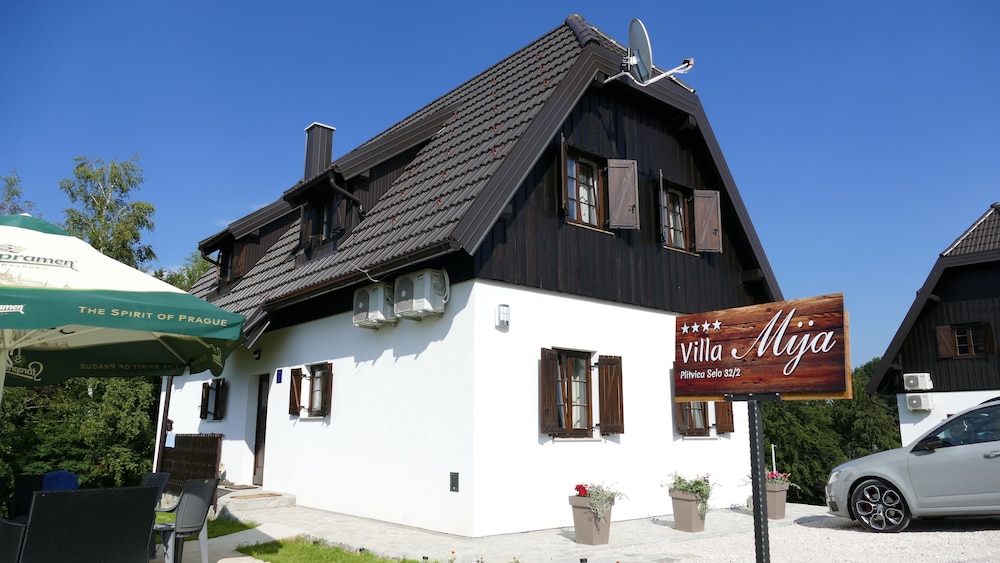 Plitvice Lakes Villa Prica 5/50