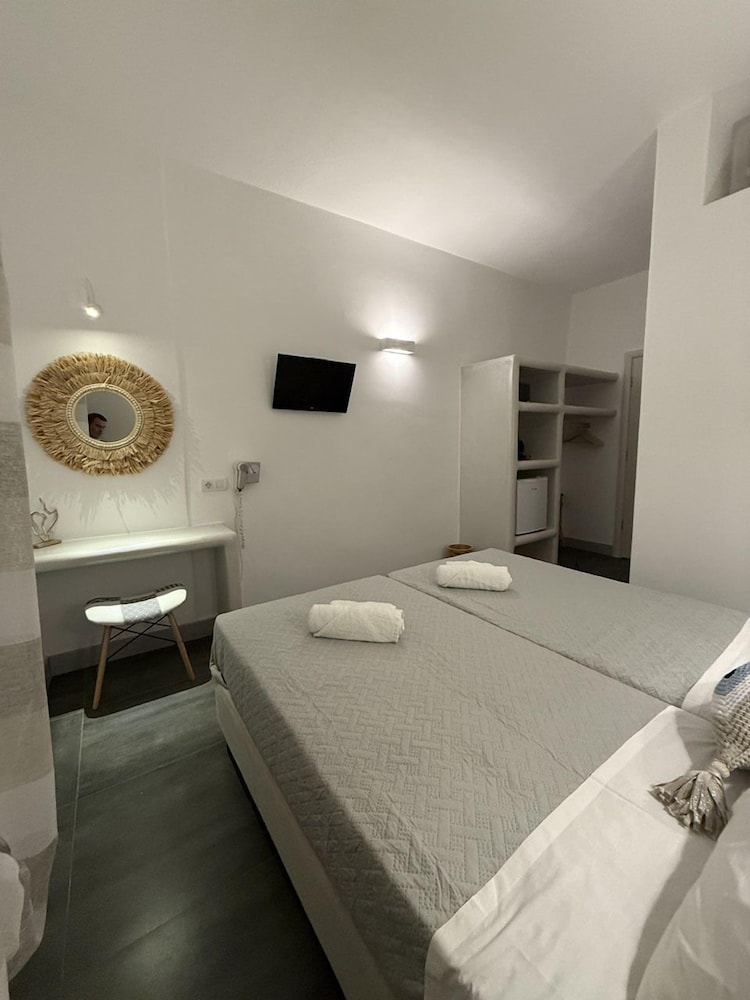 DILION HOTEL 26/59