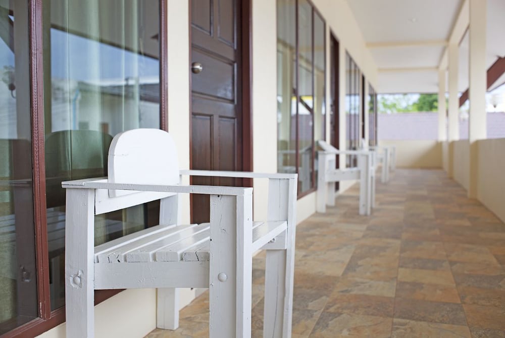 Baan Supannikar Boutique Hotel 22/26