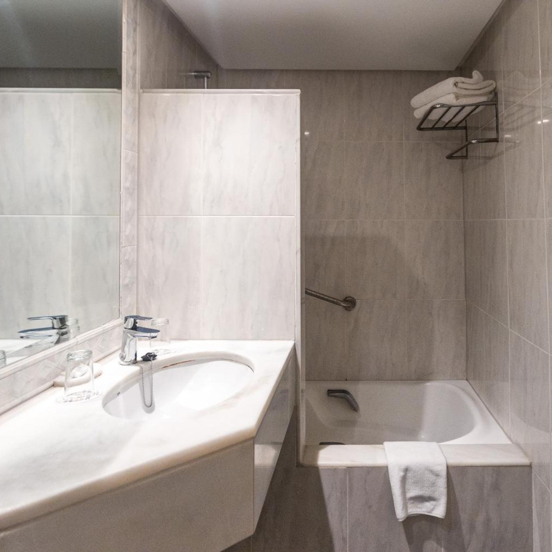 غرفة سوبيريور مفردة بسرير مزدوج، Hotel Mariant 6/7