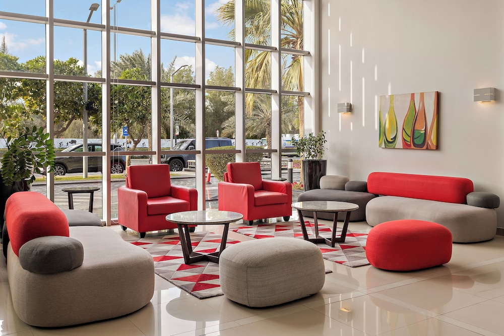 Ibis Abu Dhabi Gate Hotel 52/71