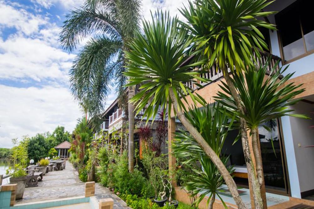 Baanrimnam Resort Trat 45/48