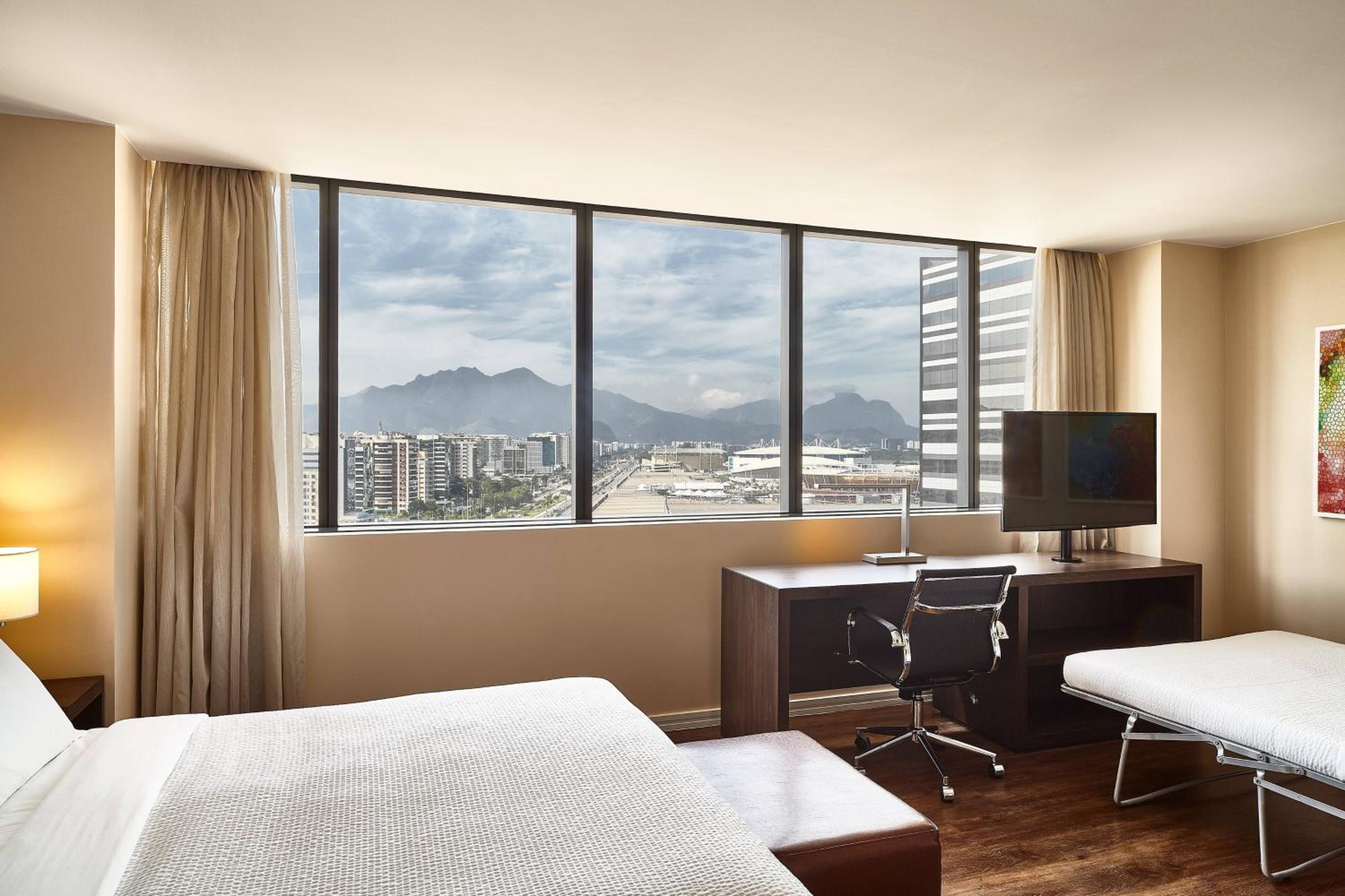Studio, Apartment, King Bed, Lagoon View, Sofa