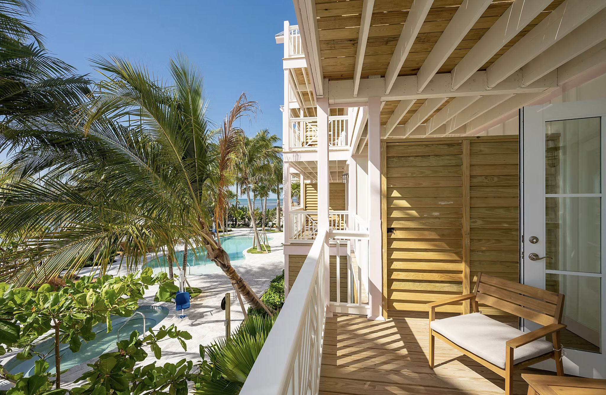 Grassy Flats Resort & Beach Club (ex Casa Del Sol Beach Resort) 14/42