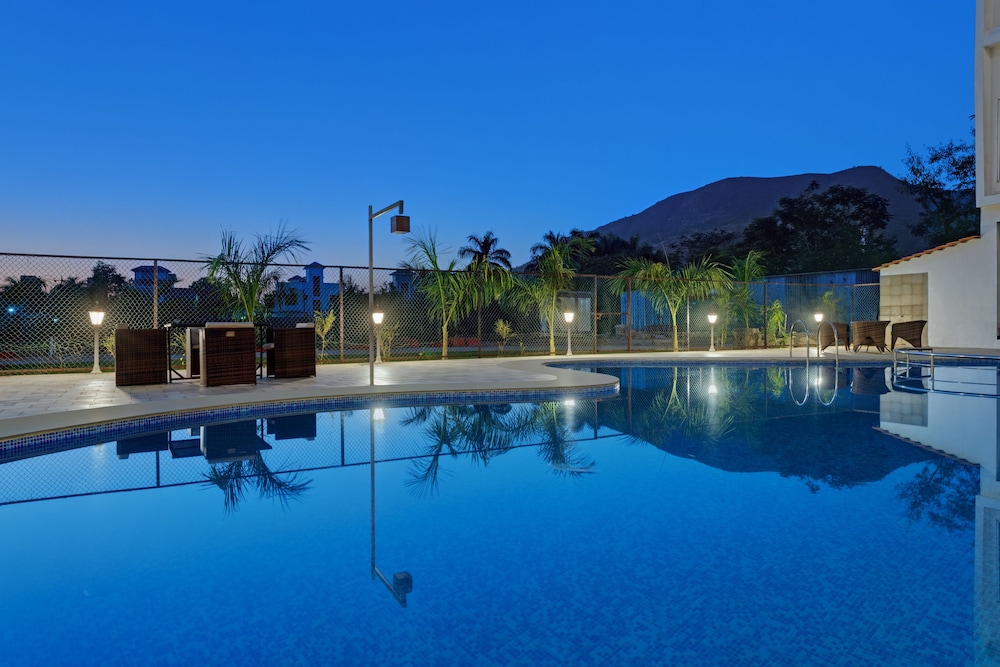 Viola Beacon Resort Lonavala 6/24
