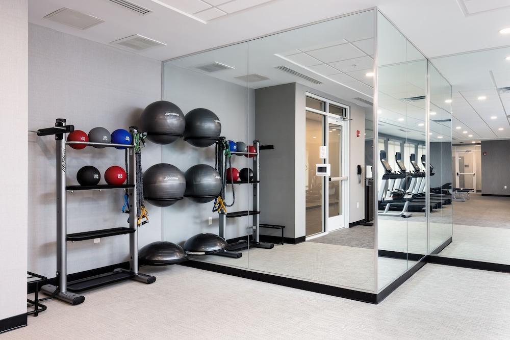 Courtyard by Marriott Pensacola West 21/44