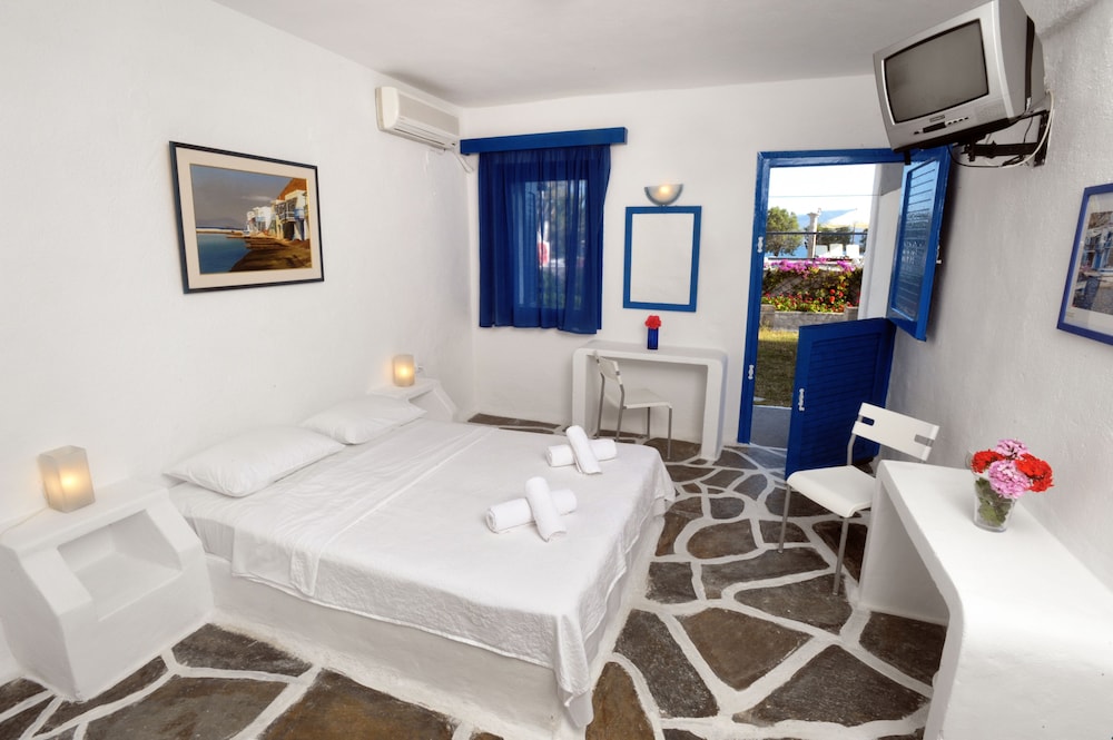 Lagada Beach Hotel 17/65