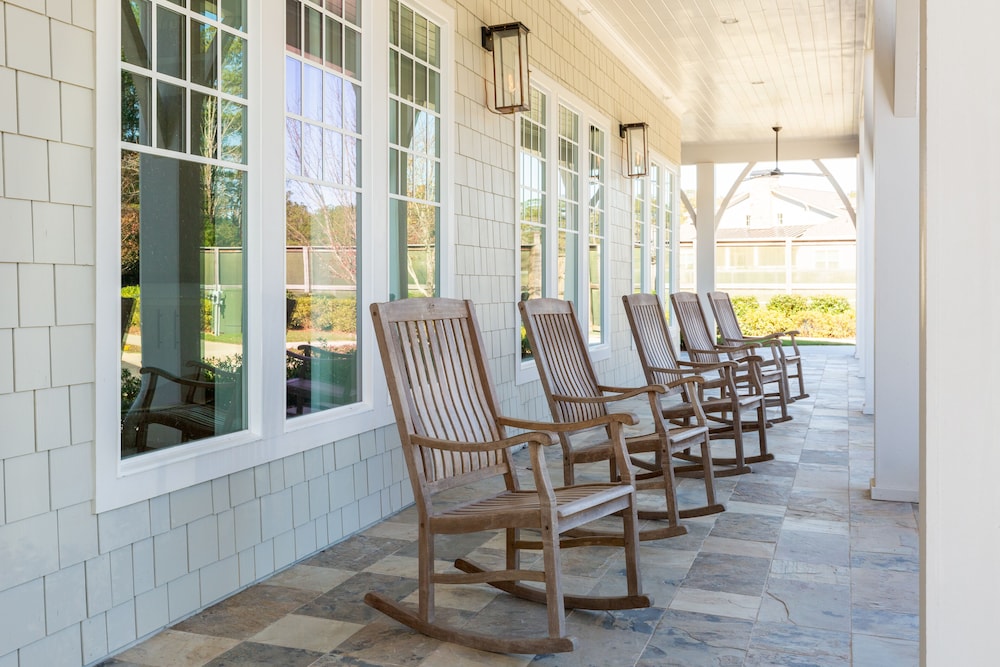 Foxhall Resort 36/50
