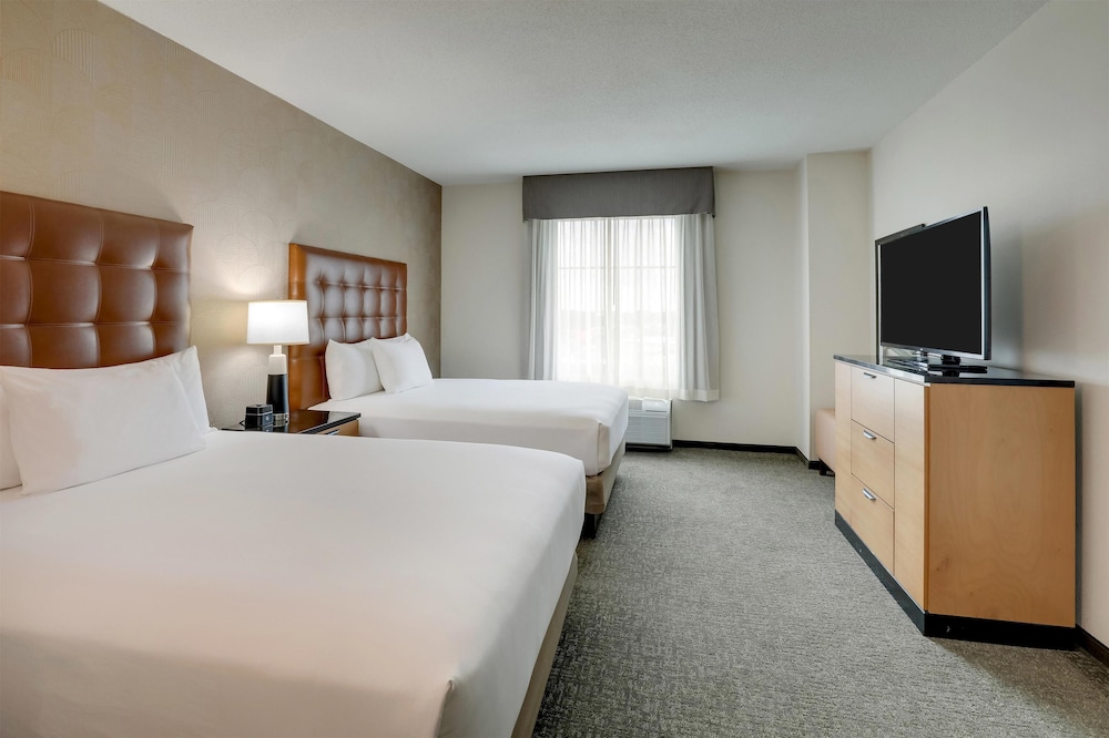 2 ROOMS, SUITE, MULTIPLE BEDS, SOFA, HIGH FLOOR