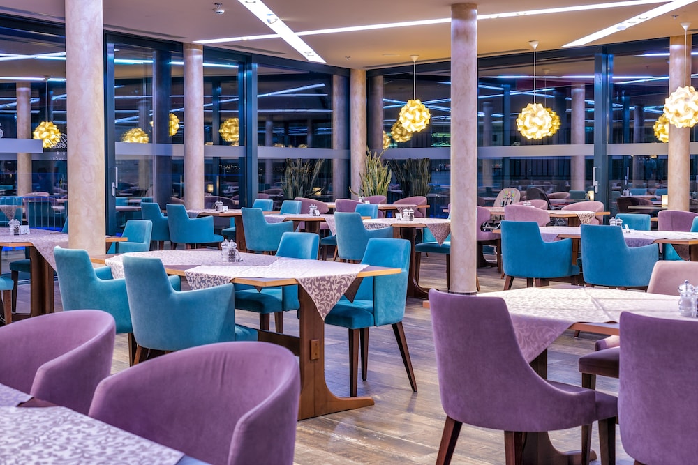 HOTEL PLAZA DUCE 33/50