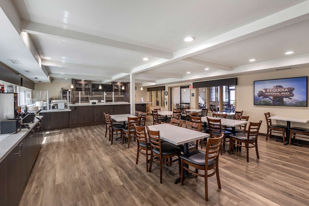 Best Western Town & Country Lodge 41/58
