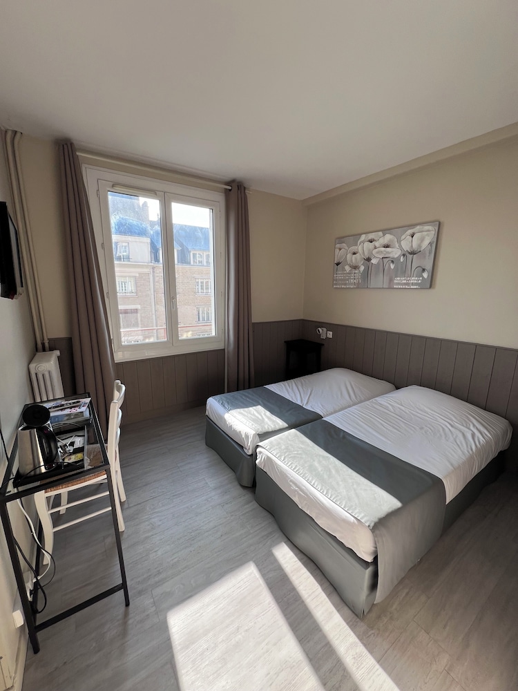 Superior, Twin Beds