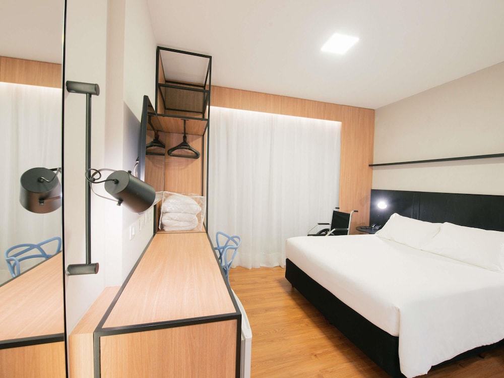 Ibis Curitiba Shopping 19/71